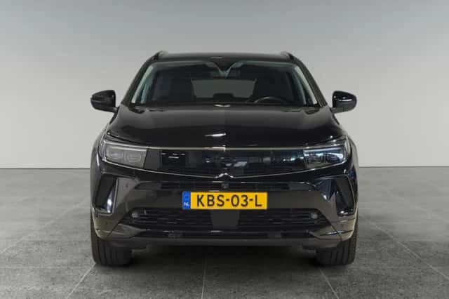 Opel Grandland (2024) thumbnail 3