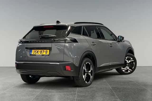 Peugeot e-2008 (2025) thumbnail 5