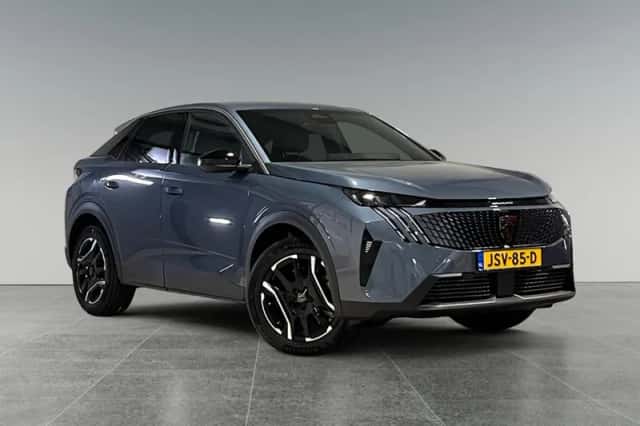 Peugeot 3008 (2025) thumbnail 3