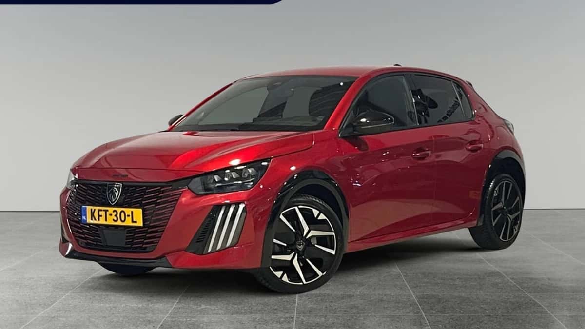 Peugeot 208 (2024) — foto 1