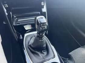 Peugeot 208 (2024) thumbnail 18