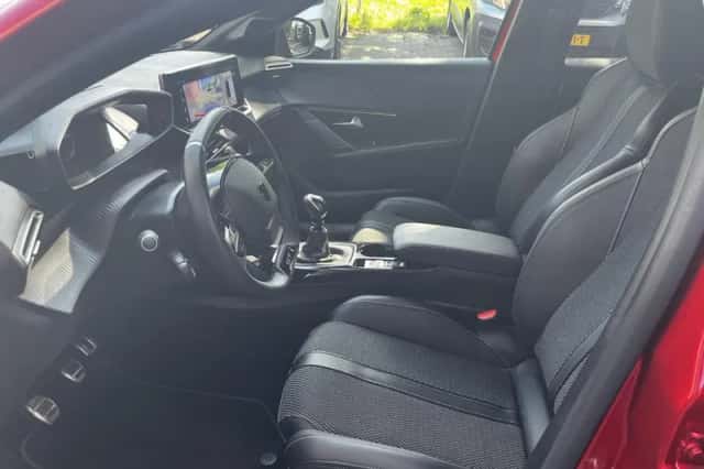 Peugeot 208 (2024) thumbnail 6