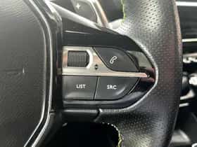 Peugeot 2008 (2021) thumbnail 15