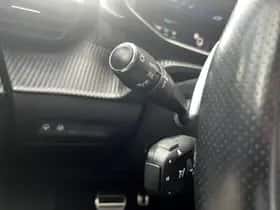 Peugeot 2008 (2021) thumbnail 16