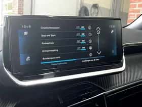 Peugeot 2008 (2021) thumbnail 25
