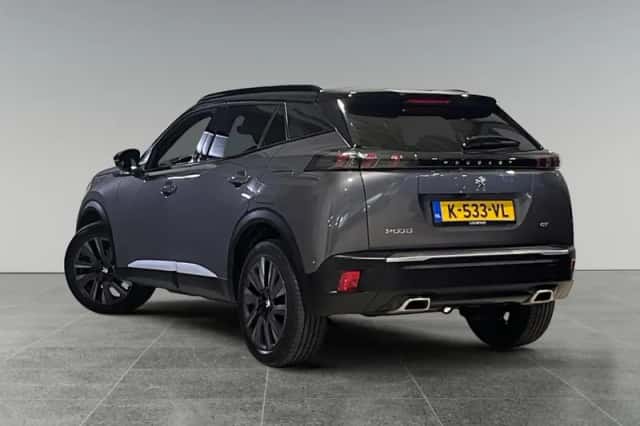 Peugeot 2008 (2021) thumbnail 4