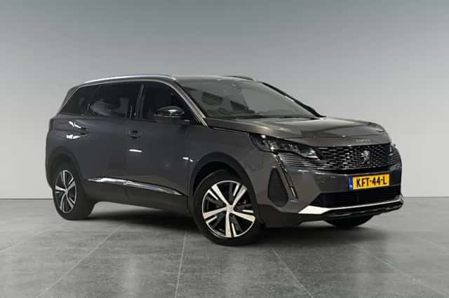 Peugeot 5008 (2024) thumbnail 3