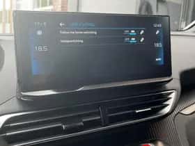 Peugeot 5008 (2024) thumbnail 29
