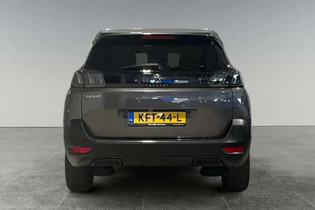 Peugeot 5008 (2024) thumbnail 4