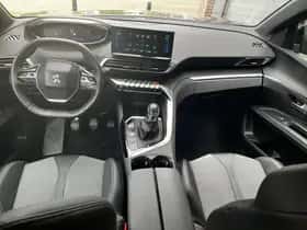 Peugeot 5008 (2024) thumbnail 10