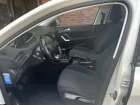 Peugeot 308 (2020) thumbnail 6