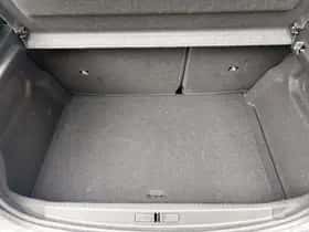 Peugeot 208 (2024) thumbnail 11