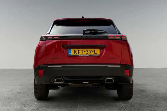 Peugeot 2008 (2025) thumbnail 6