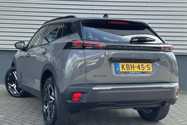 Peugeot 2008 (2024) thumbnail 6