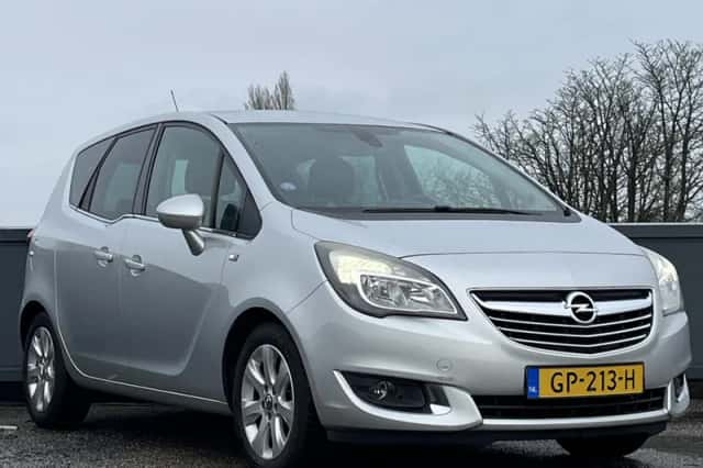 Opel Meriva (2015) thumbnail 3