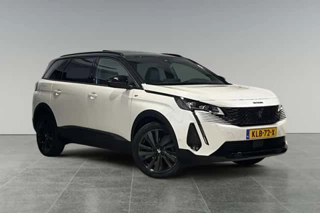 Peugeot 5008 (2023) thumbnail 2