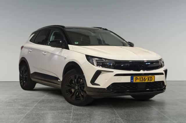 Opel Grandland (2022) thumbnail 4