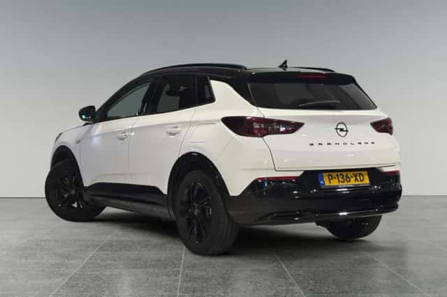 Opel Grandland (2022) thumbnail 5