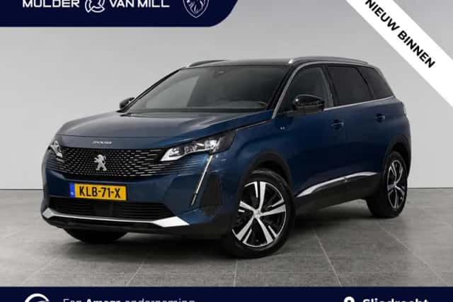 Peugeot 5008 (2023) thumbnail 1