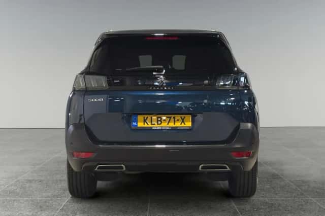 Peugeot 5008 (2023) thumbnail 6