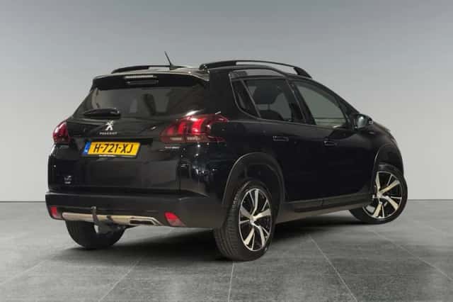 Peugeot 2008 (2019) thumbnail 5