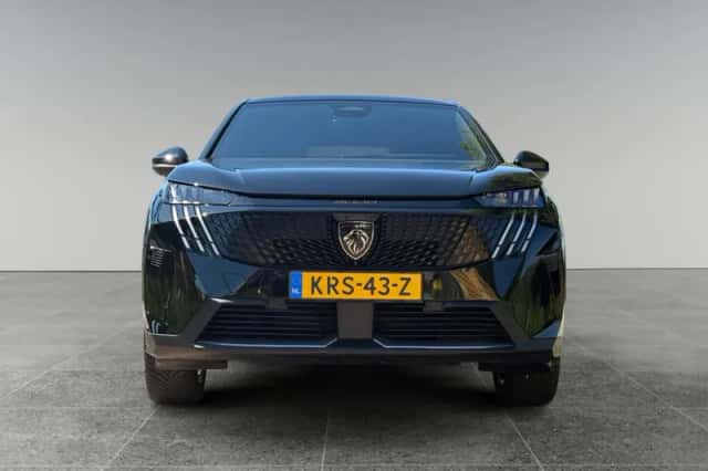 Peugeot 3008 (2025) thumbnail 2