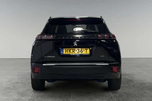 Peugeot e-2008 (2023) thumbnail 6