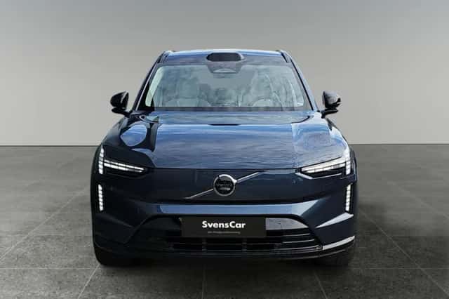 Volvo EX90 (2025) thumbnail 2