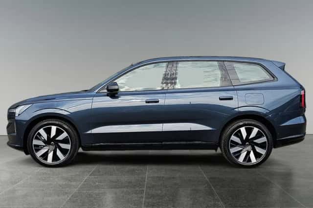 Volvo EX90 (2025) thumbnail 3