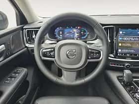 Volvo S60 (2024) thumbnail 10