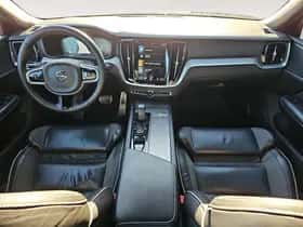 Volvo S60 (2022) thumbnail 9