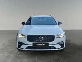 Volvo V90 (2021) thumbnail 2