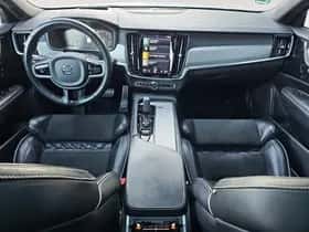 Volvo V90 (2021) thumbnail 8