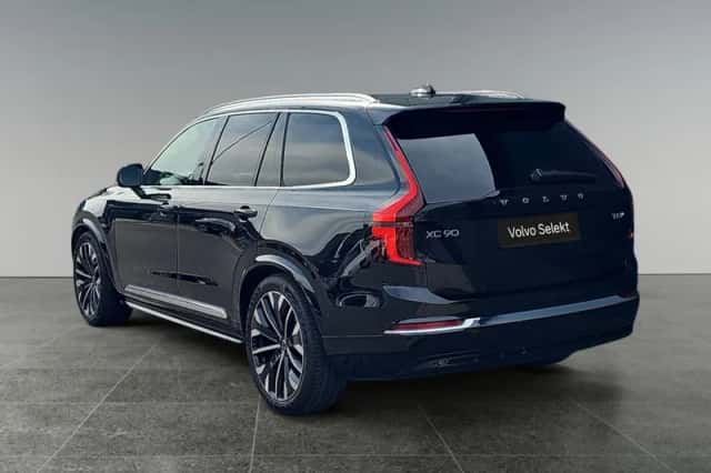 Volvo XC90 (2025) thumbnail 4