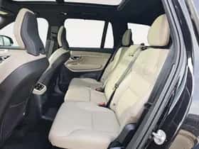Volvo XC90 (2025) thumbnail 8