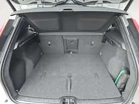 Volvo EX40 (2025) thumbnail 14