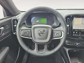 Volvo EX40 (2025) thumbnail 10