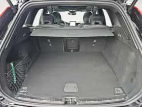 Volvo XC60 (2025) thumbnail 15