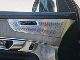 Volvo XC90 (2025) thumbnail 13