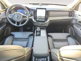 Volvo XC90 (2025) thumbnail 9