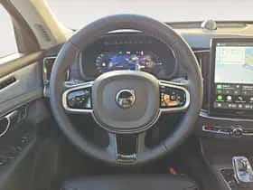 Volvo XC90 (2025) thumbnail 10