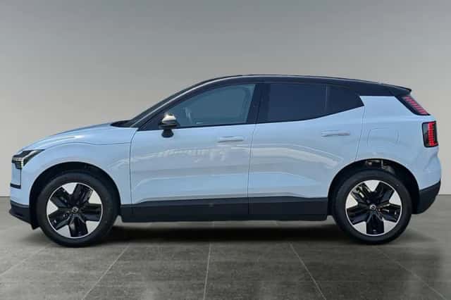 Volvo EX30 (2026) thumbnail 3