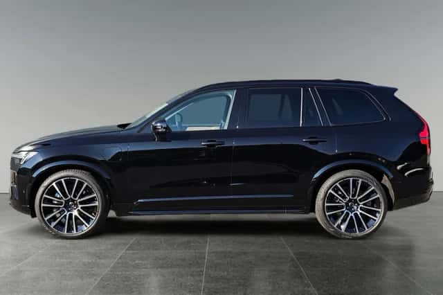 Volvo XC90 (2025) thumbnail 3