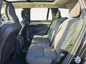 Volvo XC90 (2025) thumbnail 8