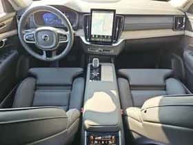 Volvo XC90 (2025) thumbnail 9