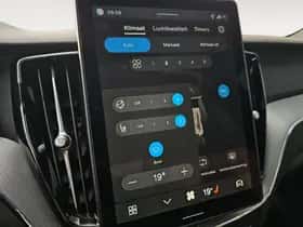 Volvo XC60 (2025) thumbnail 16