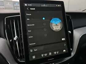 Volvo XC60 (2025) thumbnail 21