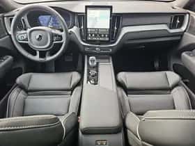 Volvo XC60 (2025) thumbnail 9