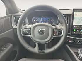 Volvo XC60 (2025) thumbnail 10