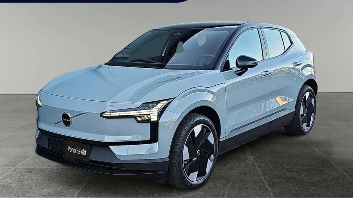Volvo EX30 (2026) — foto 1